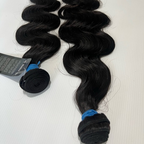 20 & 22 in Brazilian Body Wave Black Unprocessed 100% authentic Human hair - Picture 3 of 4
